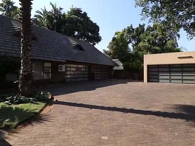 5 Bedroom House For Sale in Brits - NhOx.webp