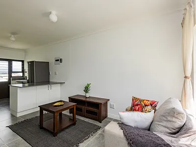 3 Bedroom House For Sale in Cape Town - img