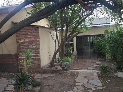 3 Bedroom House For Sale in Pretoria - Ebd3.webp