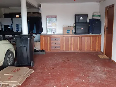 3 Bedroom House To Rent in Mossel Bay - s7MN.webp