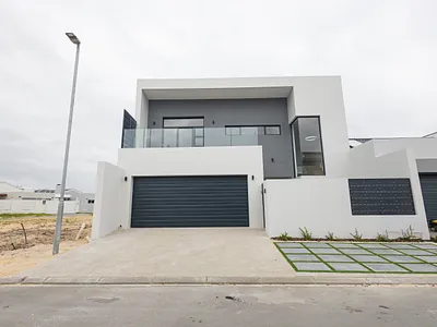 4 Bedroom House For Sale in Blouberg - img