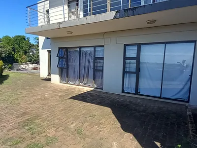 1 Bedroom Apartment To Rent in East London - f9Kq.webp