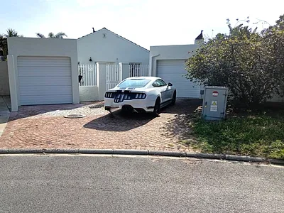 3 Bedroom House For Sale in Goodwood - XKAc.webp
