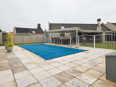 3 Bedroom House For Sale in Parow - 5x2S.webp
