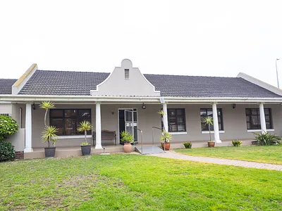3 Bedroom House For Sale in Parow - img