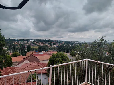 2 Bedroom Apartment To Rent in Roodepoort - Lt4R.webp