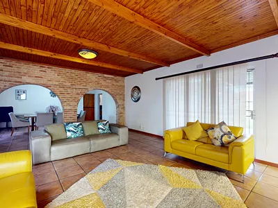 4 Bedroom House For Sale in Boksburg - 8IMx.webp