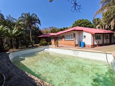 5 Bedroom House For Sale in Pretoria - DO9q.webp