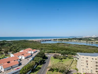 3 Bedroom Apartment For Sale in Durban North - img