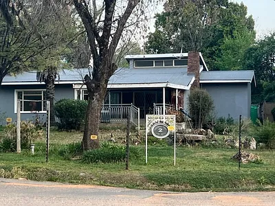 3 Bedroom House For Sale in Parys - img