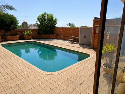 3 Bedroom House For Sale in Johannesburg - 5QVm.webp