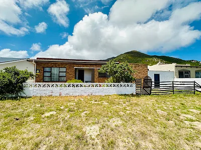 3 Bedroom House For Sale in Hermanus - OucF.webp