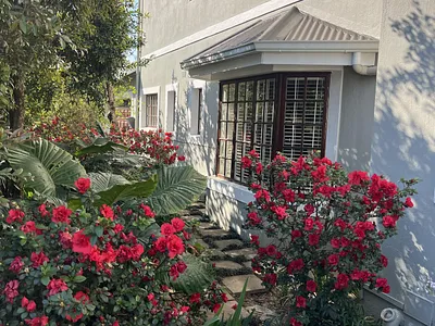 4 Bedroom Townhouse For Sale in Hilton - img