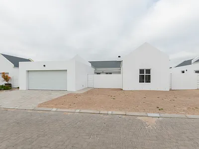 3 Bedroom House For Sale in Velddrif - img