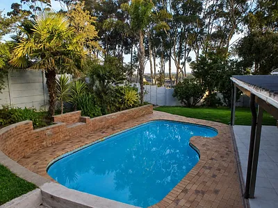 3 Bedroom House To Rent in Somerset West - 7G3X.webp