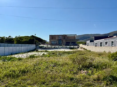 Vacant Land For Sale in Hermanus - rKe7.webp