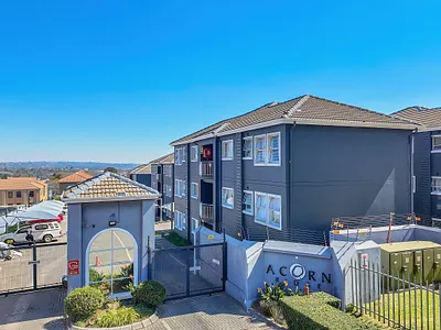 2 Bedroom Apartment For Sale in Randburg - img