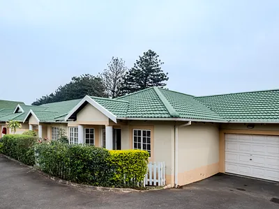 3 Bedroom Townhouse For Sale in Umhlanga - 9r0K.webp