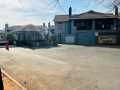 2 Bedroom Apartment For Sale in Brakpan - img