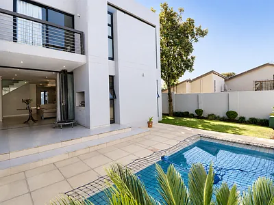 4 Bedroom House For Sale in Sandton - img