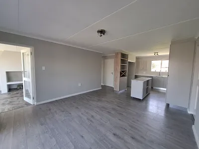 2 Bedroom Apartment To Rent in Blouberg - tLno.webp