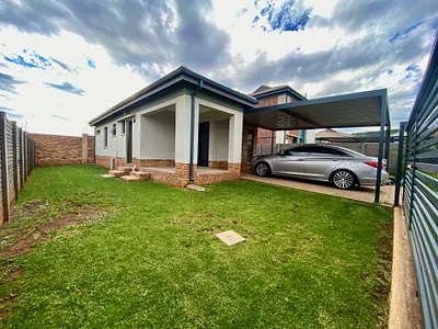3 Bedroom House For Sale in Pretoria - HS5F.webp