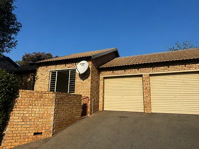 3 Bedroom House To Rent in Rustenburg - img