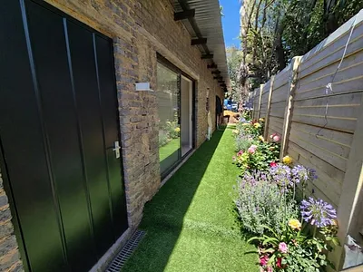 2 Bedroom Apartment To Rent in Bedfordview - AQIz.webp