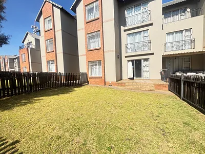 2 Bedroom Apartment For Sale in Witbank - ss9g.webp