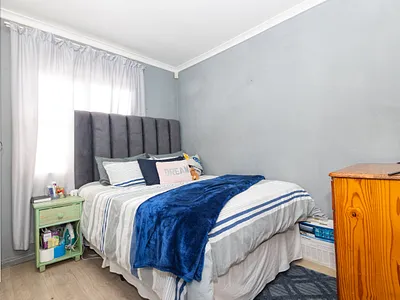 2 Bedroom Apartment For Sale in Kraaifontein - i7Ry.webp