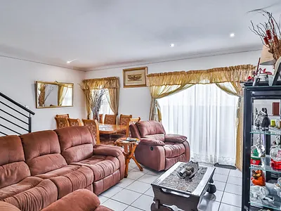 3 Bedroom Townhouse For Sale in Alberton - img