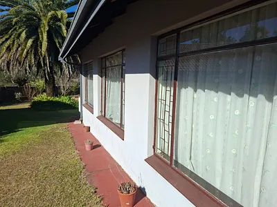 4 Bedroom House For Sale in Newcastle - mnlw.webp
