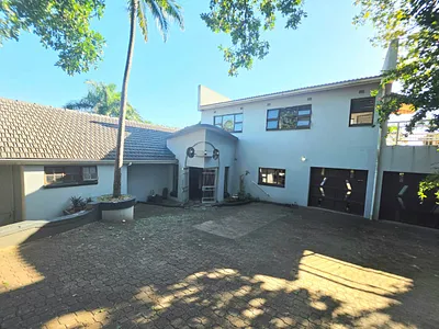 7 Bedroom House For Sale in Empangeni - ZaGj.webp
