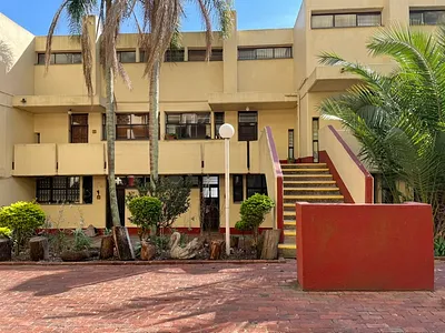 3 Bedroom Townhouse For Sale in Pinetown - img