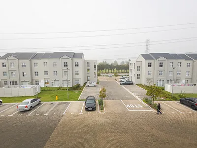 2 Bedroom Apartment To Rent in Kuils River - 3hP4.webp