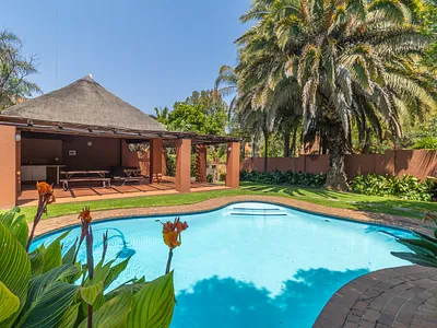 1 Bedroom Apartment For Sale in Sandton - img