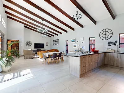3 Bedroom House For Sale in Germiston - khfy.webp