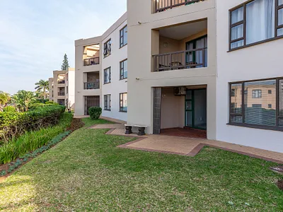 2 Bedroom Apartment For Sale in Umhlanga - img