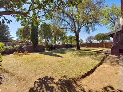 3 Bedroom House For Sale in Leandra - giqQ.webp