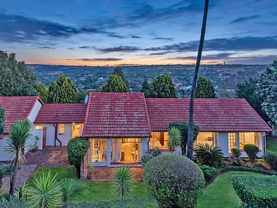 3 Bedroom House For Sale in Roodepoort - i4dY.webp
