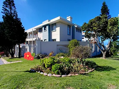 3 Bedroom Apartment To Rent in Mossel Bay - VgO3.webp