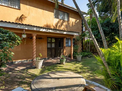 4 Bedroom House For Sale in Pennington - img