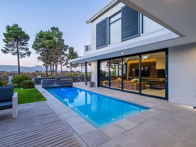 5 Bedroom House For Sale in Paarl - img
