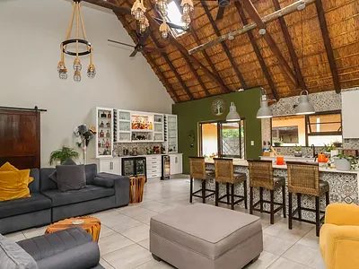2 Bedroom House For Sale in Hartbeespoort - 4ZiE.webp
