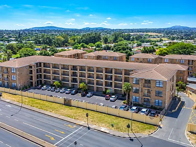 1 Bedroom Apartment To Rent in Brackenfell - oaJU.webp