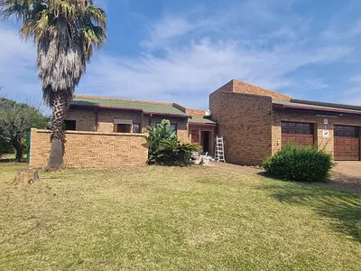 3 Bedroom House For Sale in Witbank - img