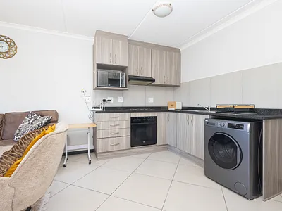 2 Bedroom Apartment For Sale in Kraaifontein - yo7n.webp