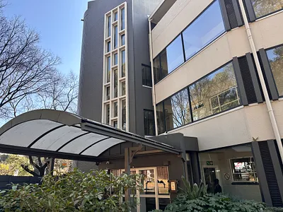 1 Bedroom Apartment To Rent in Sandton - E0Q6.webp