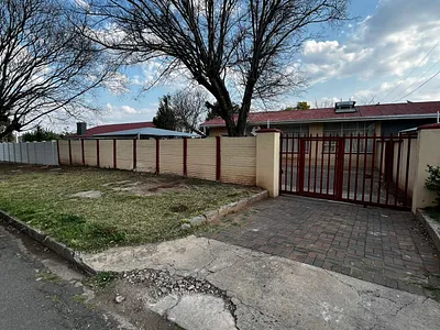 3 Bedroom House To Rent in Queenstown - img