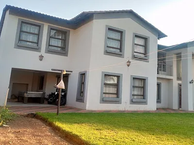 4 Bedroom Townhouse For Sale in Brakpan - Cnoh.webp